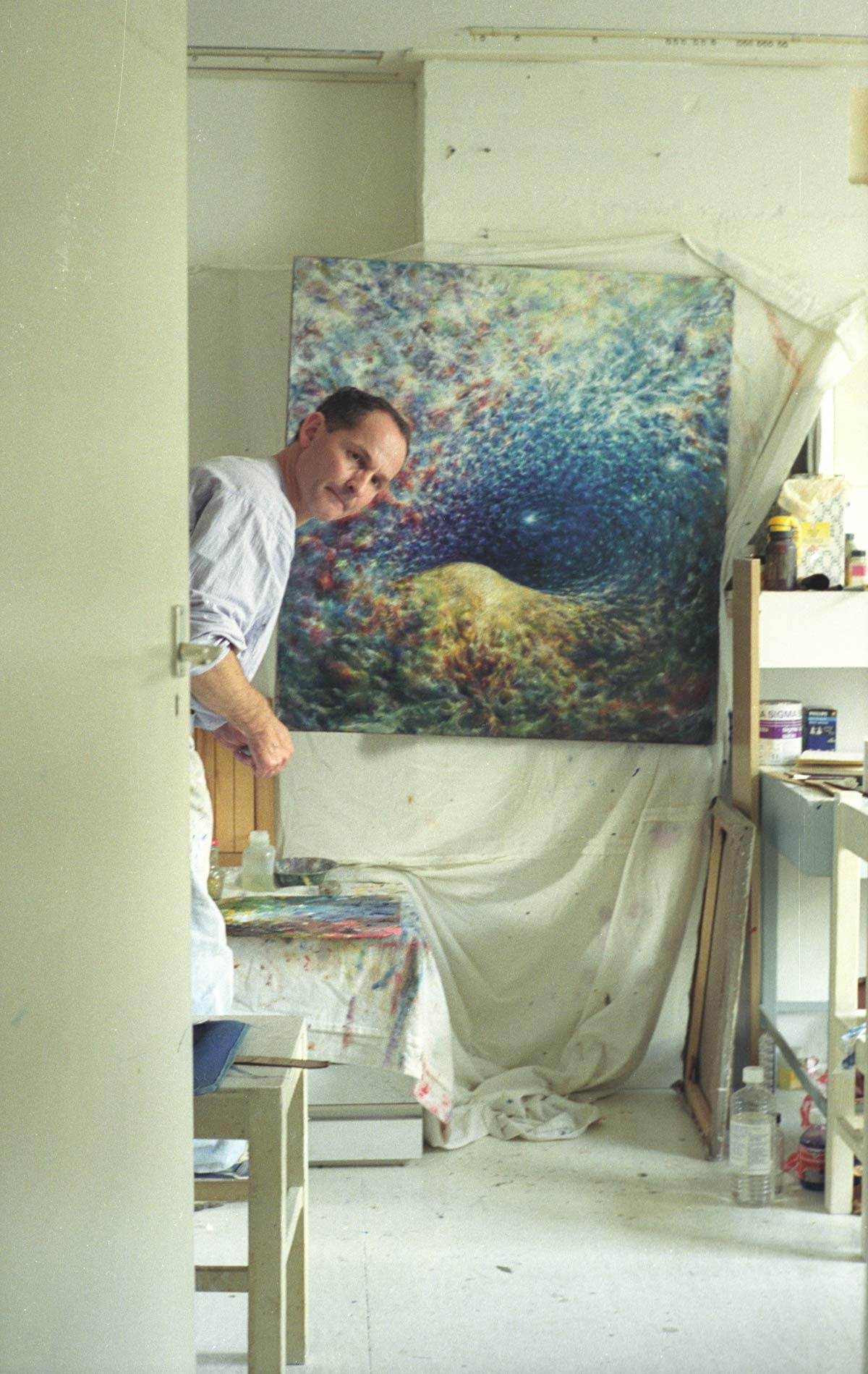 Artist Peter Rauh in studio in Amsterdam